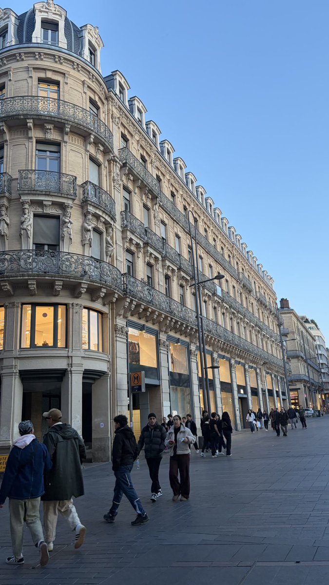 Dnss🦢 tweet media