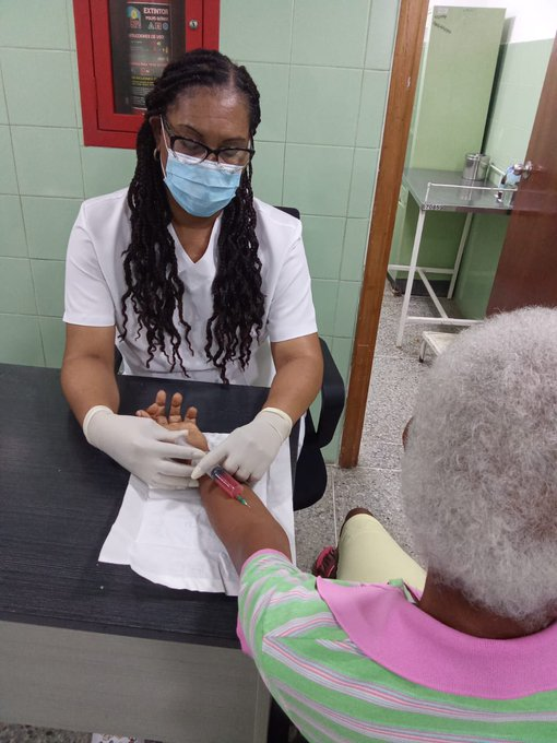 garantiza atención de excelencia en las urgencias del CDI "José Ángel Rivas #SanctiSpíritusEnMarcha
<a href="/DeivyPrezMartn1/">Deivy Pérez Martín</a>
<a href="/AlexisLorente74/">Alexis Lorente Jiménez</a>
<a href="/FrankQuin51525/">Dr Francisco Fernández Quintero</a>