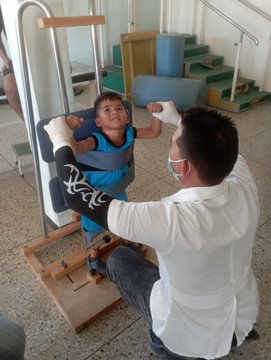 Gracias a la Brigada Médica Cubana en #Anzoátegui por devolver la movilidad y la alegría al pueblo #SanctiSpíritusEnMarcha
<a href="/DeivyPrezMartn1/">Deivy Pérez Martín</a>
<a href="/AlexisLorente74/">Alexis Lorente Jiménez</a>
<a href="/FrankQuin51525/">Dr Francisco Fernández Quintero</a>