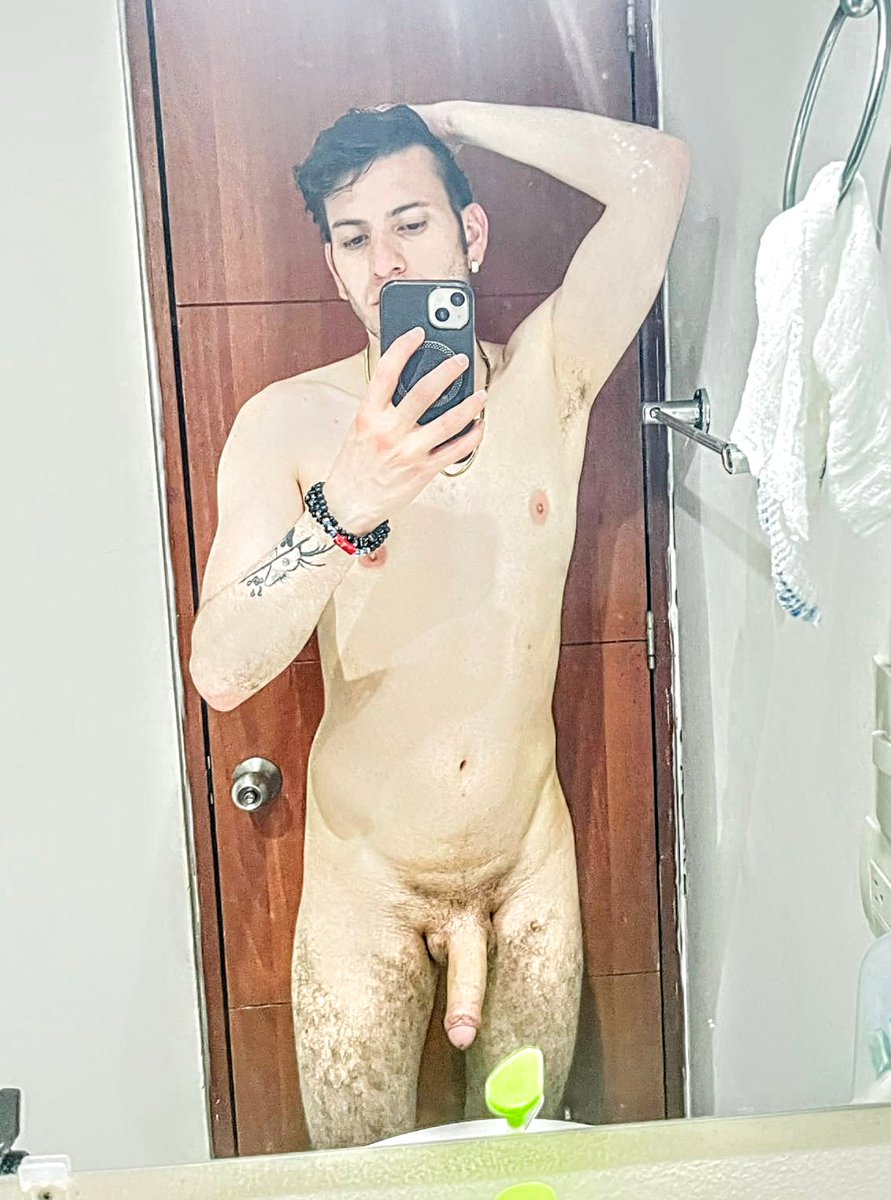 morbolegends's tweet photo. RT si me quieres ver preñar a este papacito @ferdazahot https://t.co/EgFtphOvhV