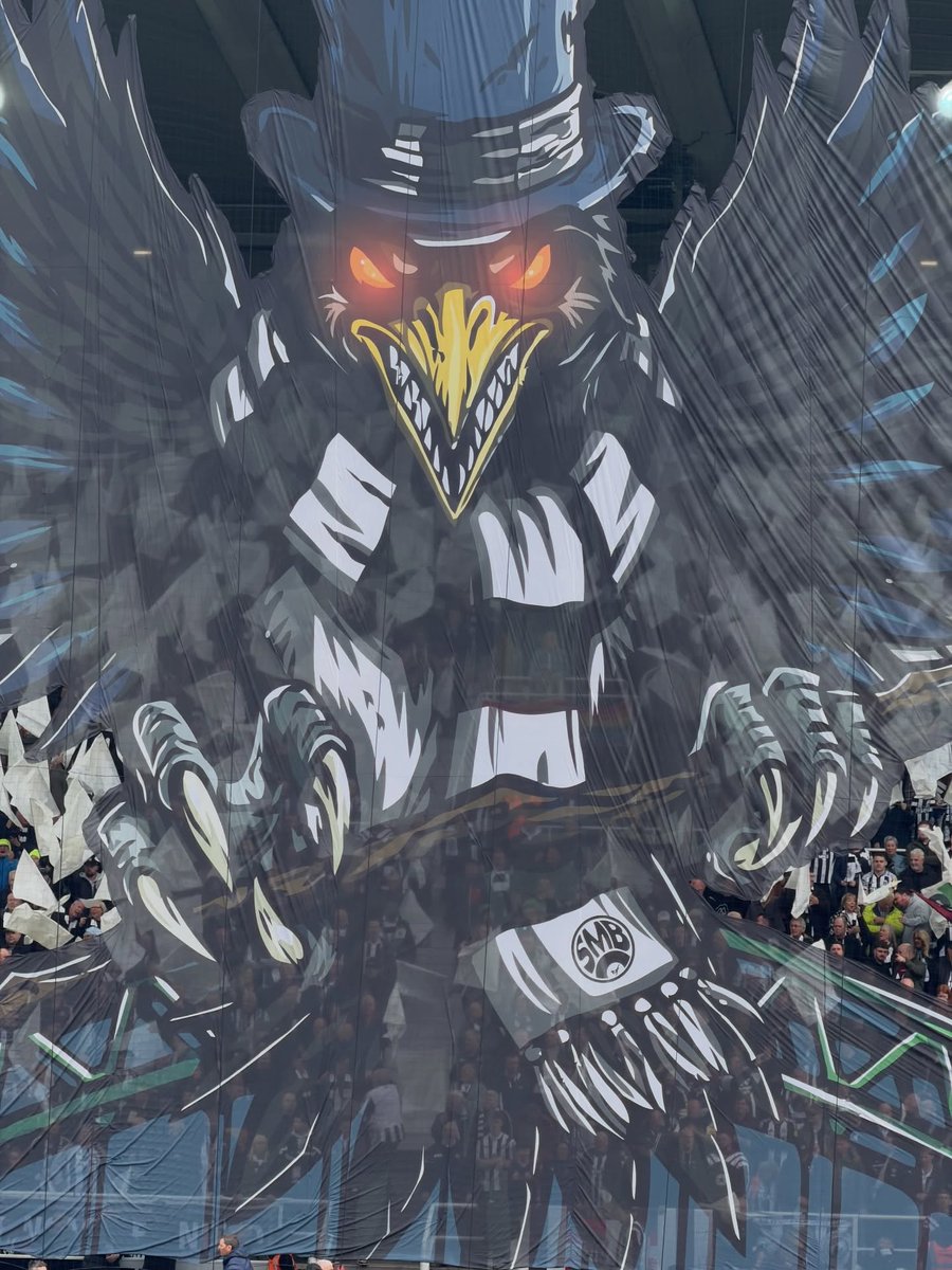 𝕊𝕋𝔸ℕ𝔻 𝕐𝕆𝕌ℝ 𝔾ℝ𝕆𝕌ℕ𝔻 👊 tweet media