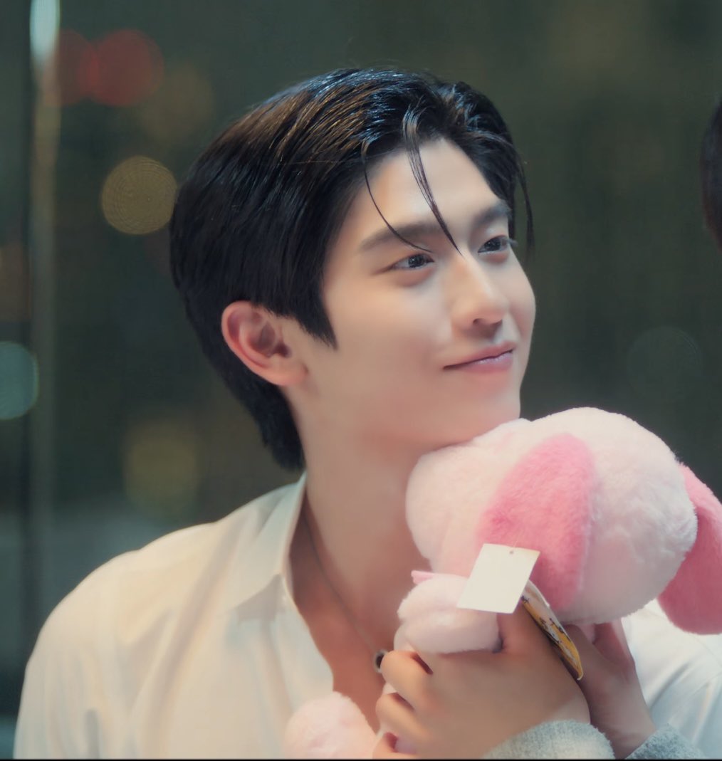 teetut archive tweet media