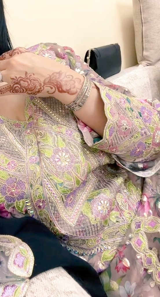 أم الجوري 🇴🇲 tweet media