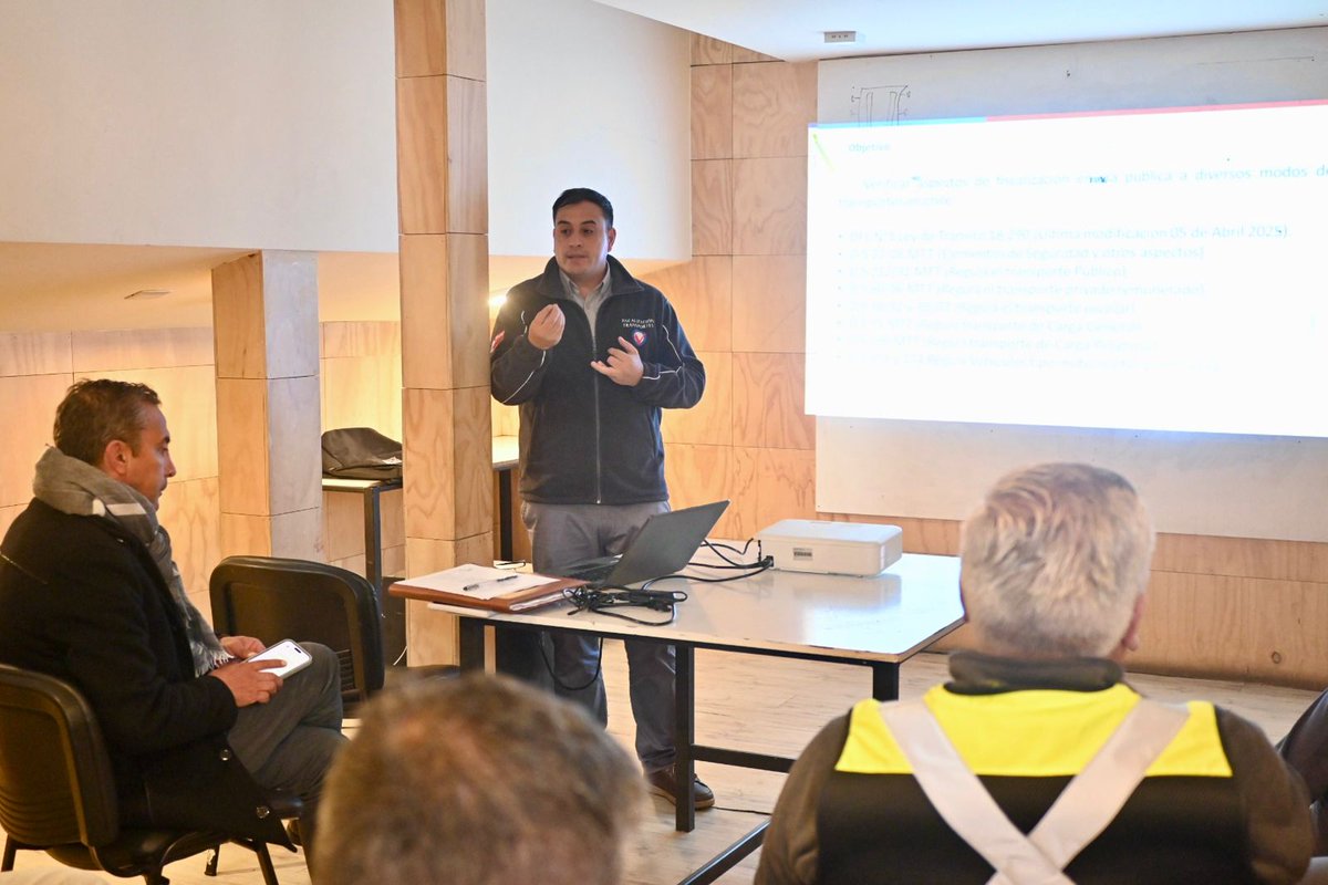 Ilustre Municipalidad de Castro tweet media