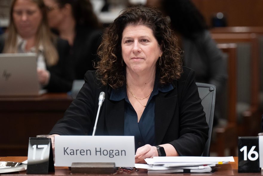 * W. Brett Wilson * tweet media