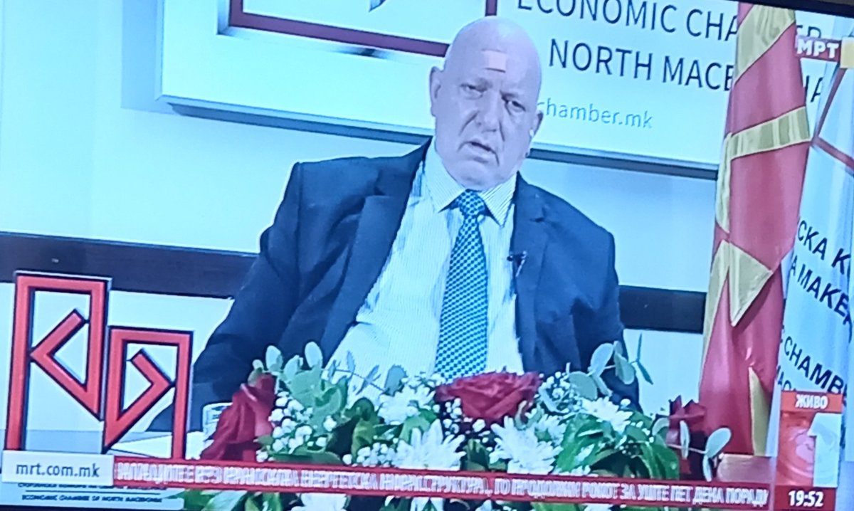 Bee 🌼 tweet media