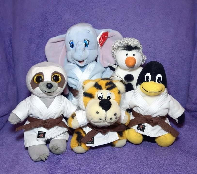 Kuschelhorde 🦥🐧🐯⛄️🐘 tweet media