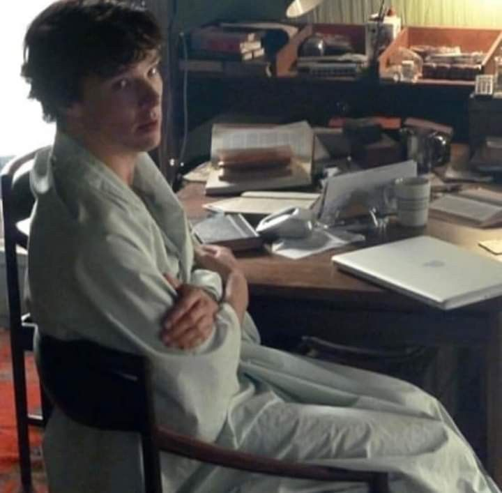 nori 🍉 lestrade's lover tweet media