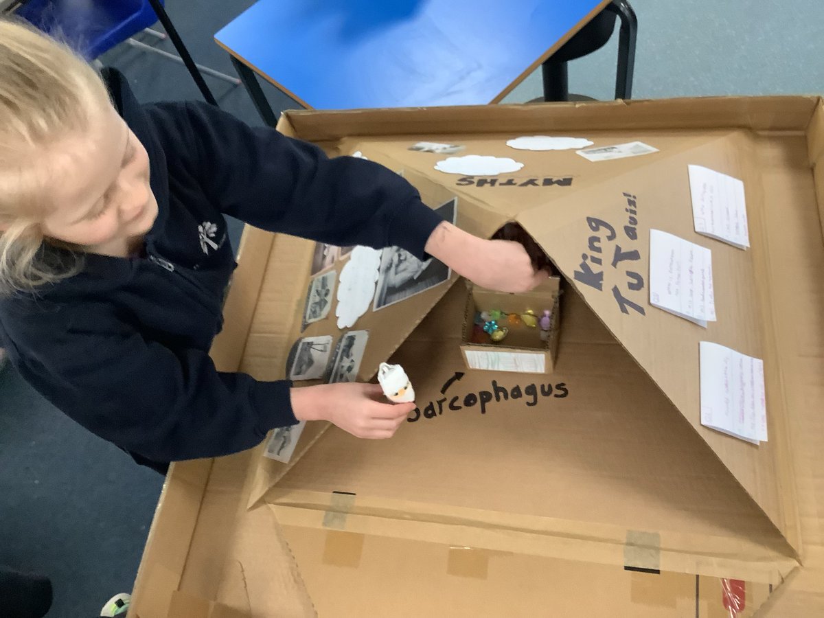 William Cobbett Primary School tweet media