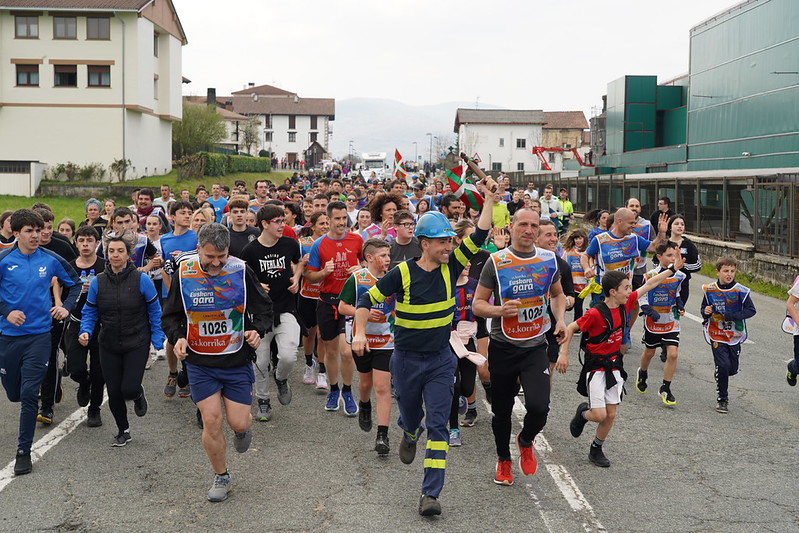 AEK-KORRIKA tweet media