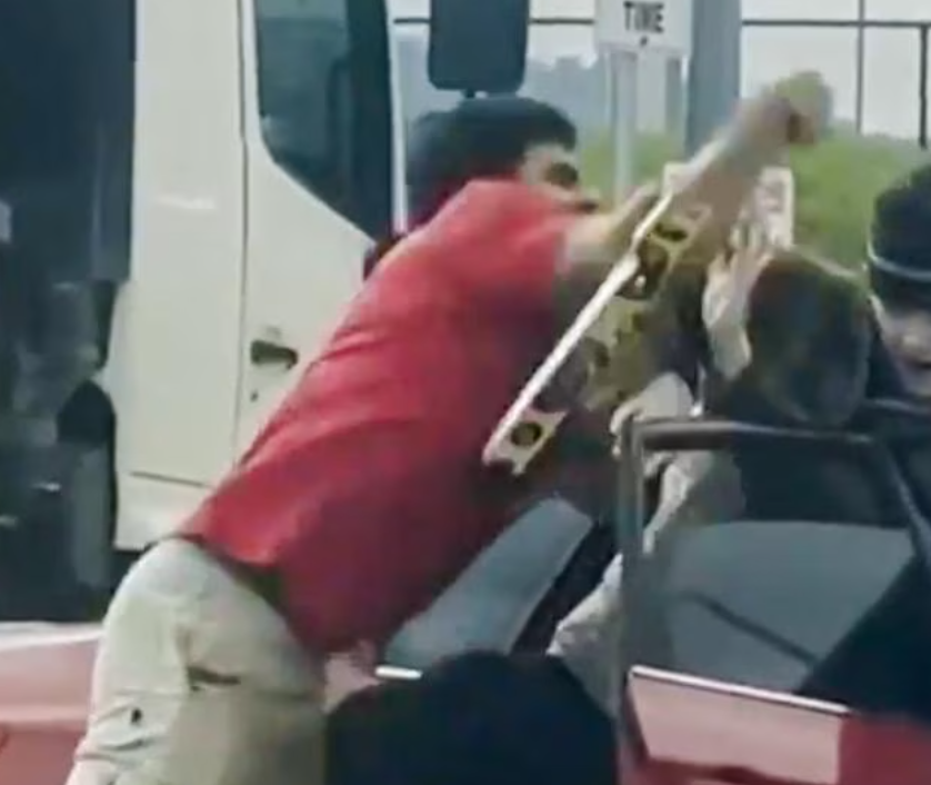 Madelaine Burke tweet media