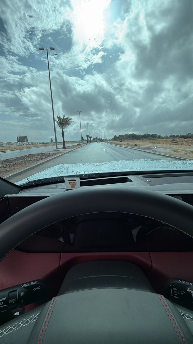 m7iidd's tweet photo. ☁️ https://t.co/YUMBkcCpOi