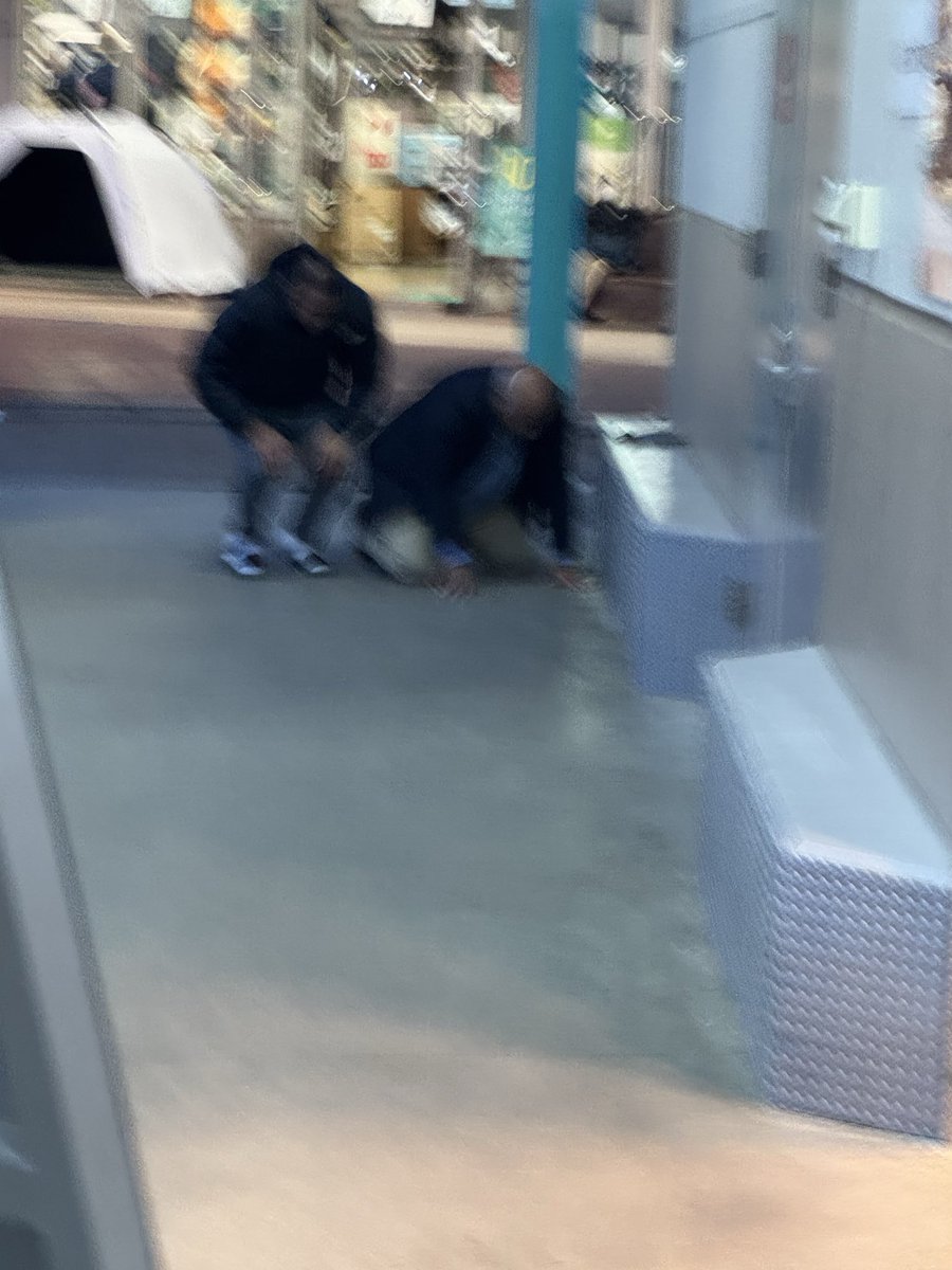 Evil aka damn-t tweet media