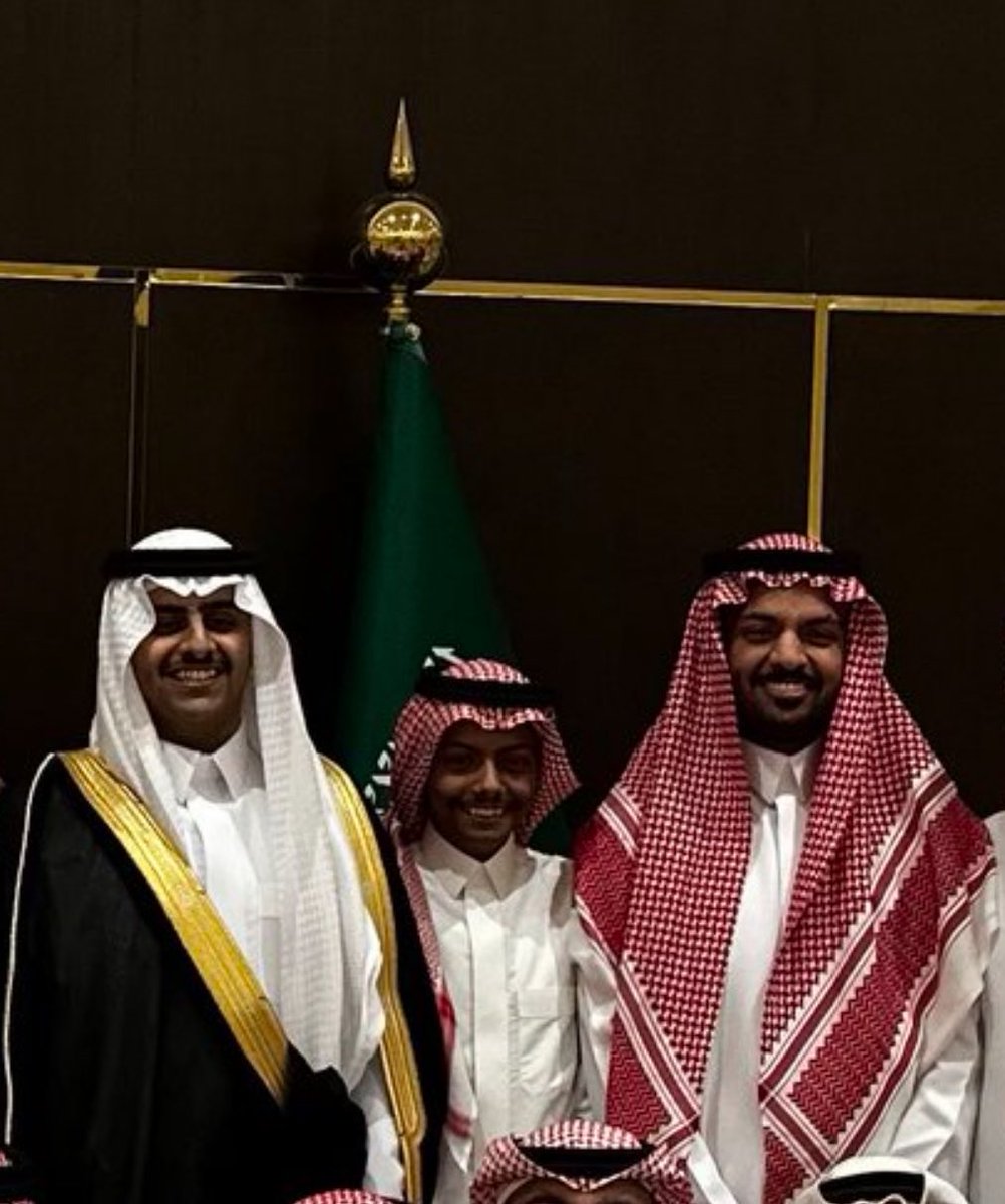 هىـد tweet media