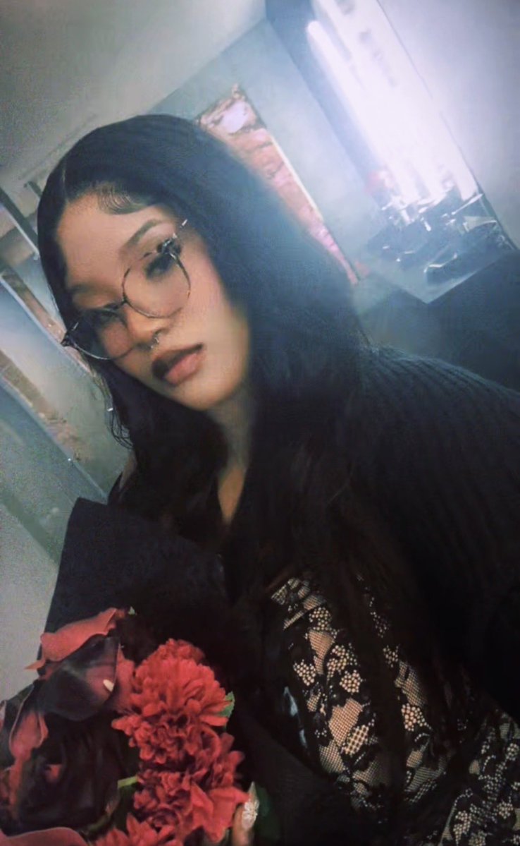 royoncè 𐙚⋆.˚ saw p1h tweet media