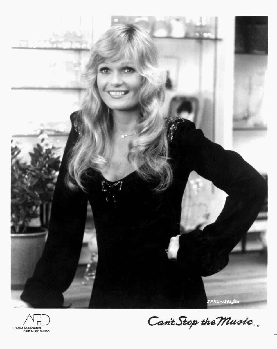 𝓒𝓪𝓻𝓫𝓲𝓮 𝓦𝓪𝓻𝓫𝓲𝓮 🐓 tweet media