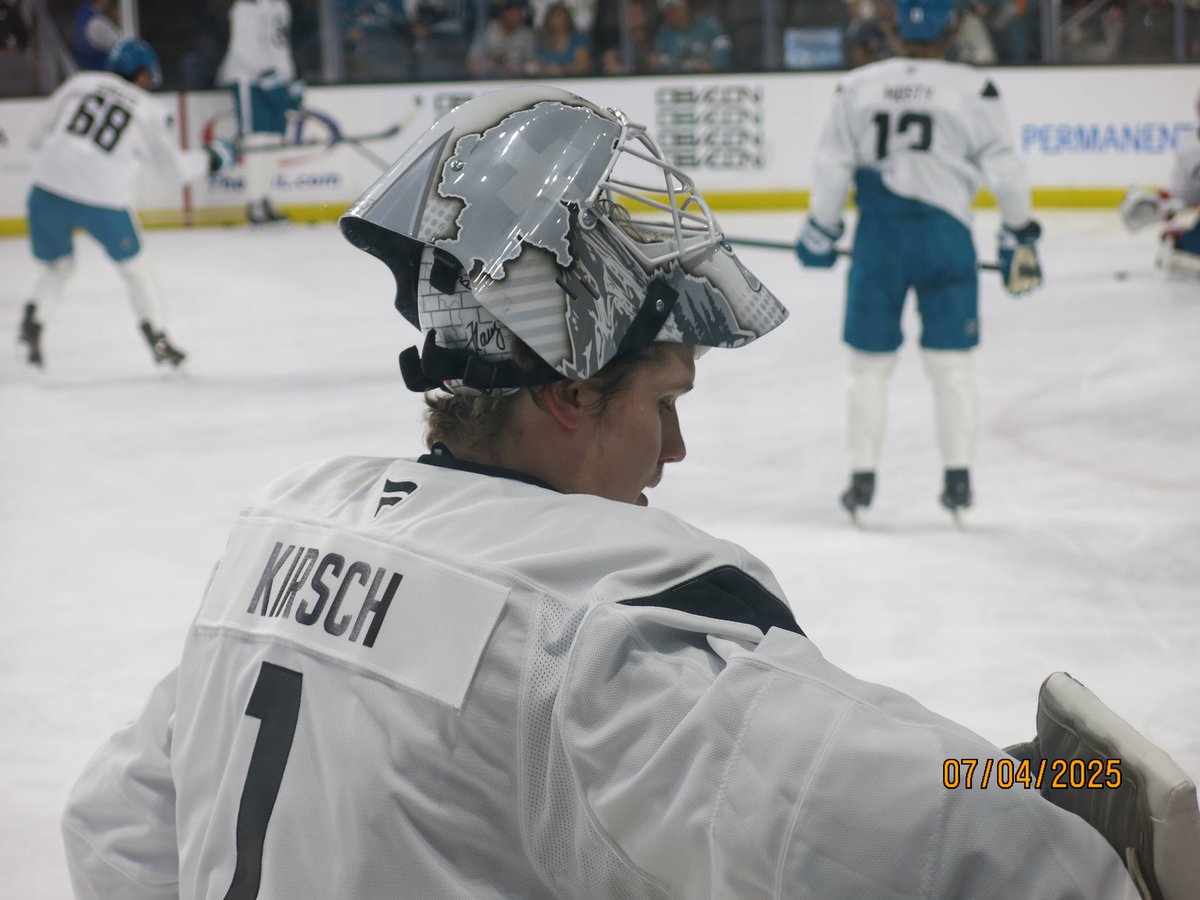 lena 🍊 tweet media