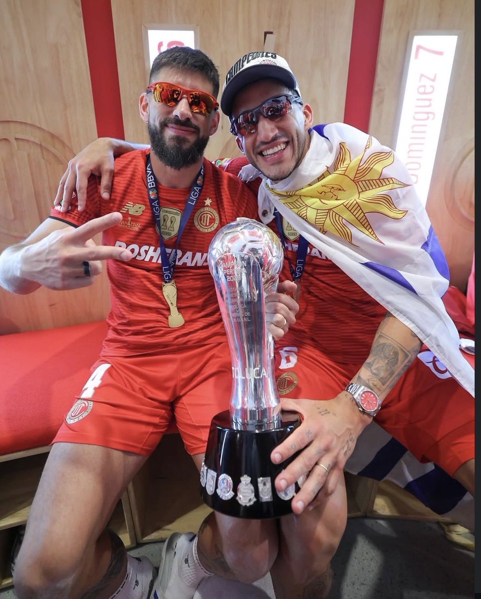 FerSantamaria23's tweet photo. @Uruguay Cómo vas a dejar fuera a la muralla del bicampeón. https://t.co/ENshtbkm4I