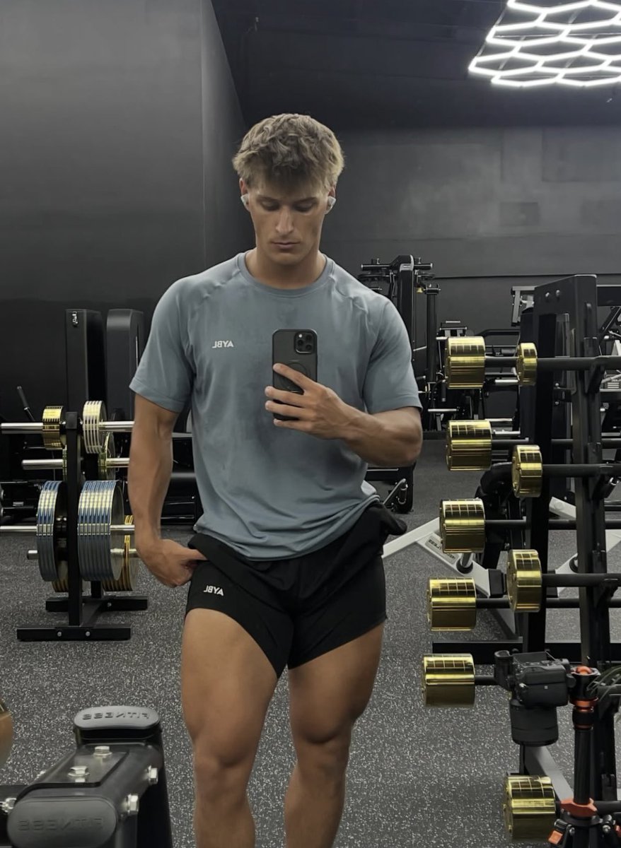 alpha austin tweet media