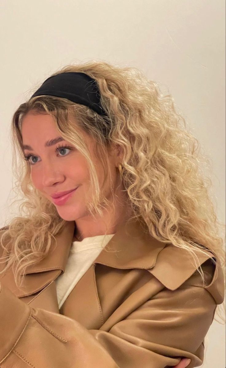 ๐๐๐๐ฟ๐ถ๐ฑ ๐ฉ๐ถ๐ป๐๐ฒ๐ฟ tweet media