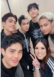 REYNA SENYORA tweet media