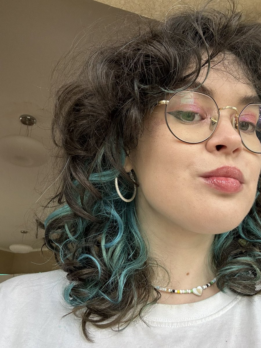 бурне шоу tweet media