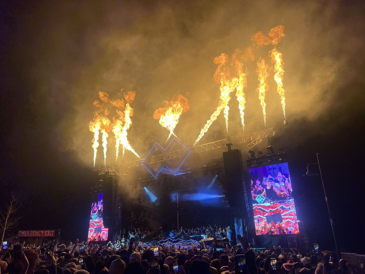 nicole ashley tweet media