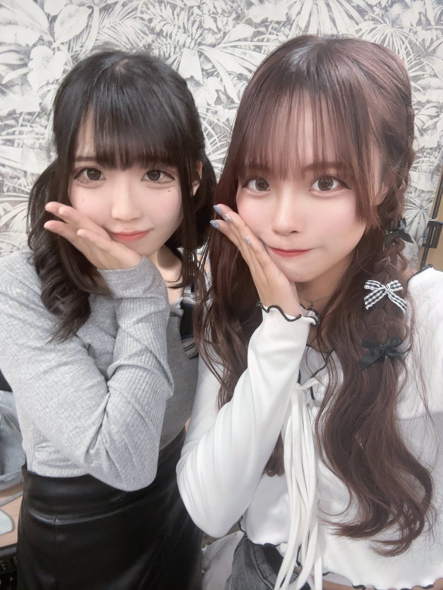 tsuki_sunnyc's tweet image. 生配信の日のツーショット📸
こんなにも沢山のかわいい女の子達が大集合する #DFES✨来るしかないね！
ドリキャラ名古屋でも写真みたいにグループの垣根を超えた組み合わせがステージ上で見れたり✨👀DreamARK大集合のイベントが沢山でたのしみいっぱい🎪

D-FES'26    5月6日(水)