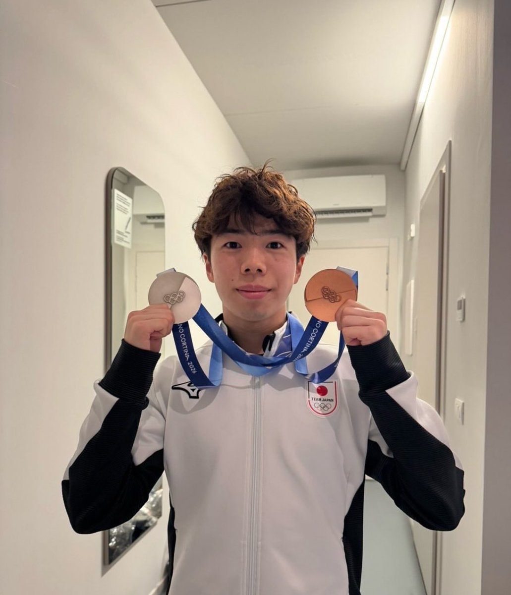 cafebourgeois's tweet image. There’s only one color missing #signs