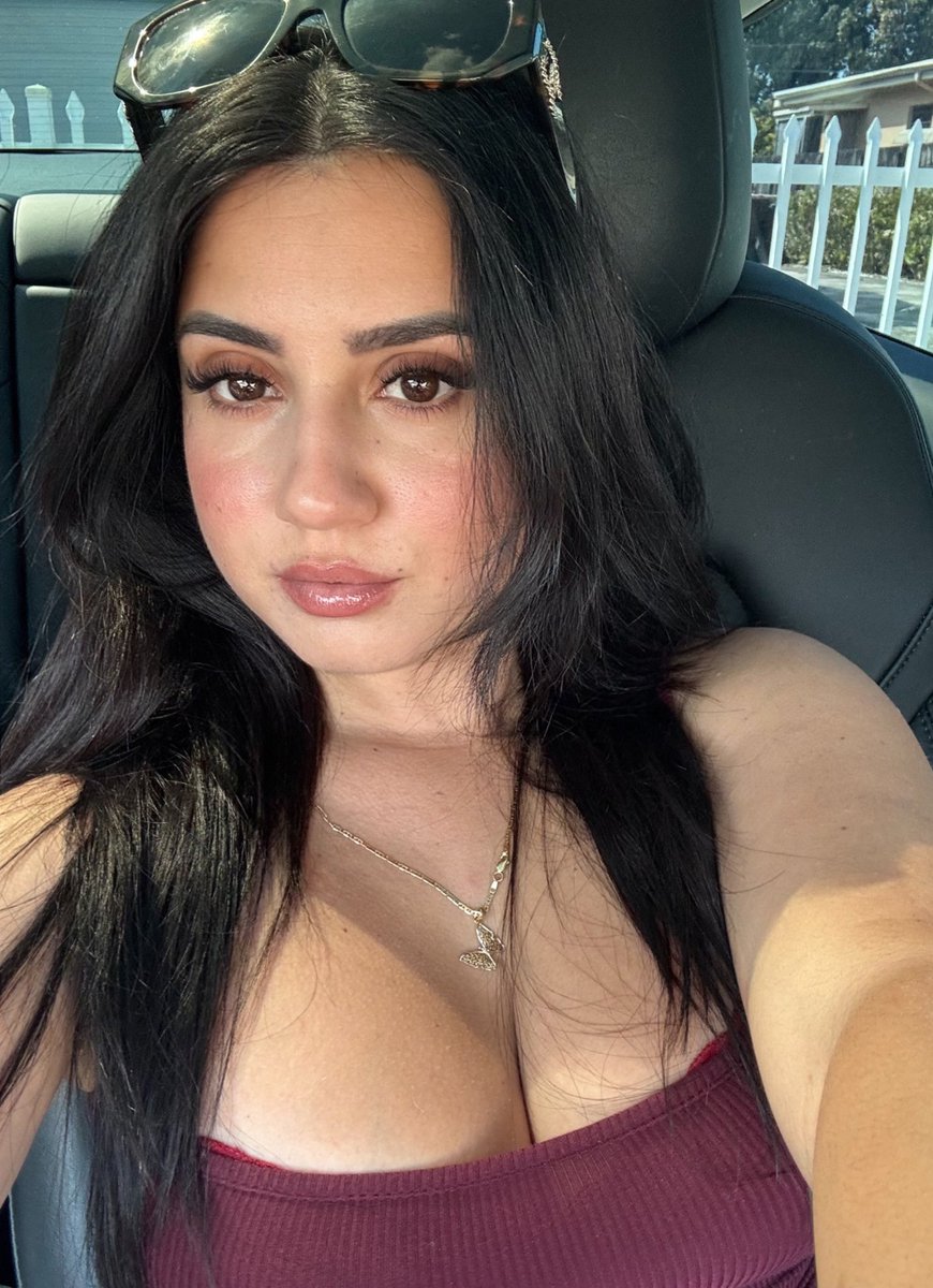 Miss Flavia💋 tweet media