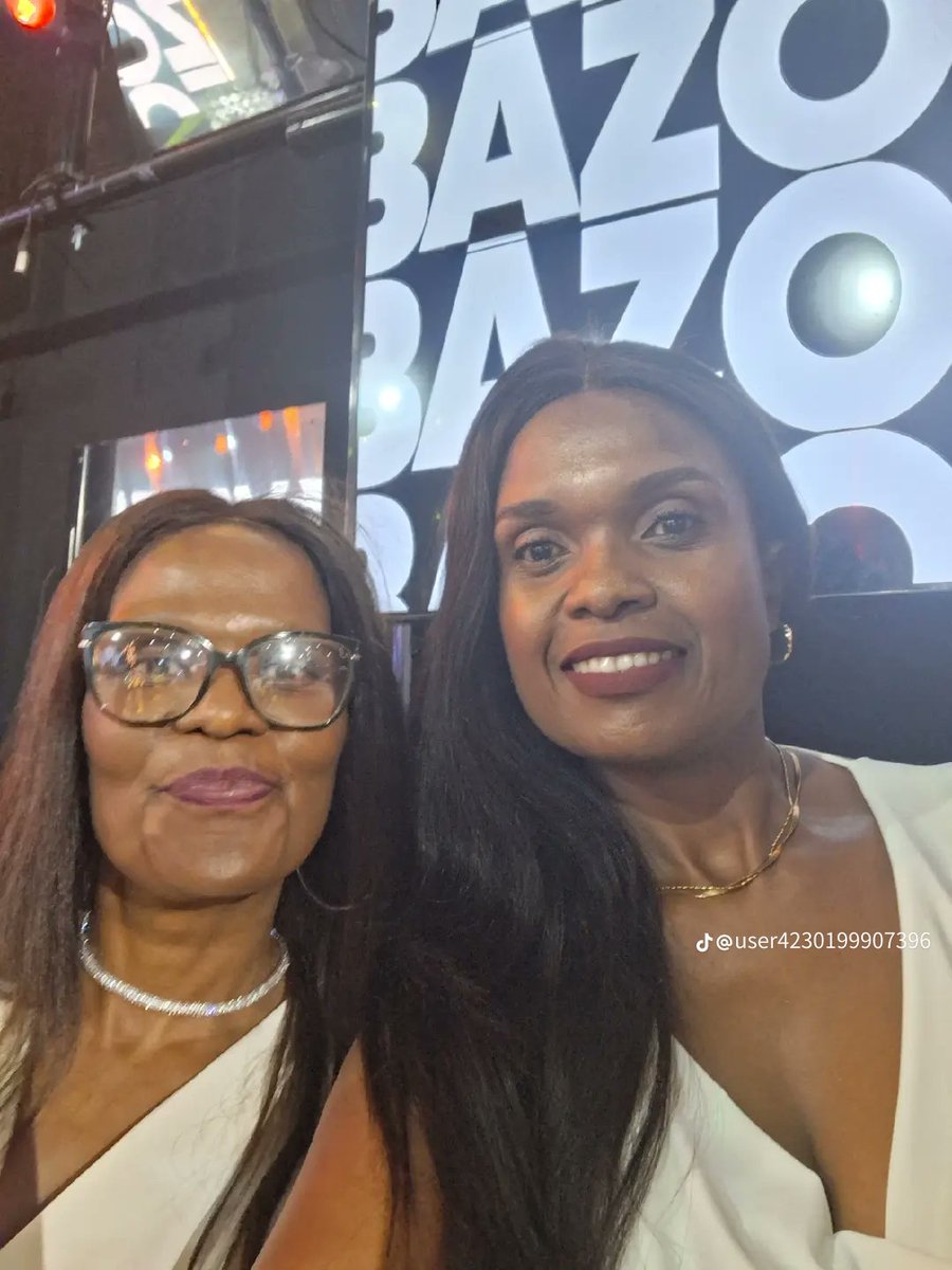 imina iQueen ya Bazozwa🇮🇹 tweet media