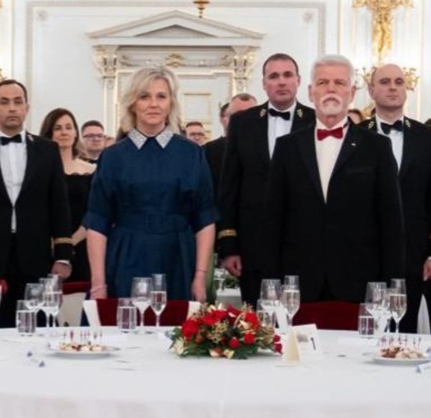 ČítárnyKnihy tweet media