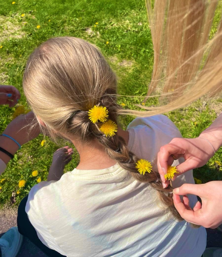 madeleine tweet media