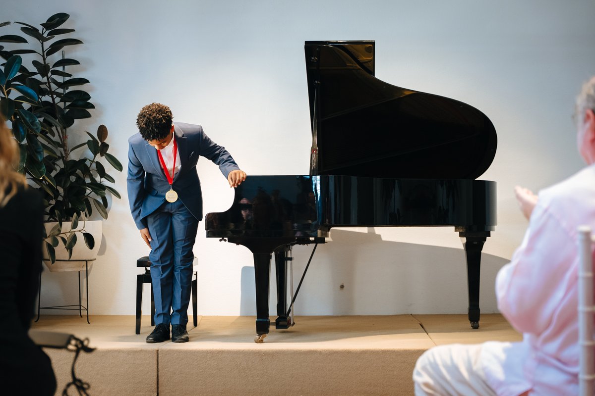 Fundación Sinfonía tweet media