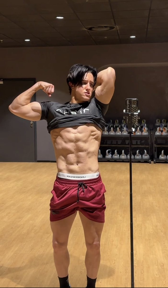 Christian Levine Flirt4Free tweet media