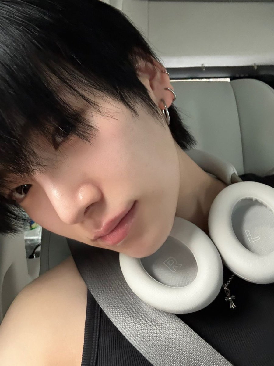 saf ᶻ 𝗓 𐰁 .ᐟ 🍮 tweet media