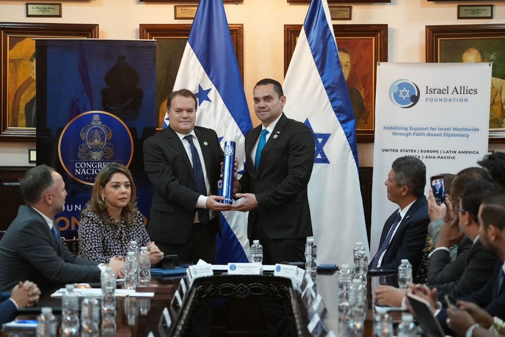 Congreso Nacional de Honduras tweet media