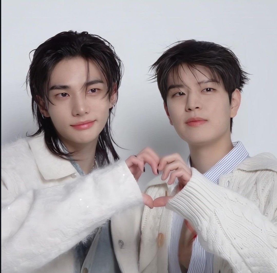 yana aka 야나 tweet media