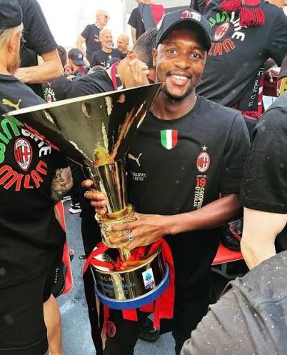 Ghetto Power (Buongiornissimo Шљивовица 🇷🇸) tweet media