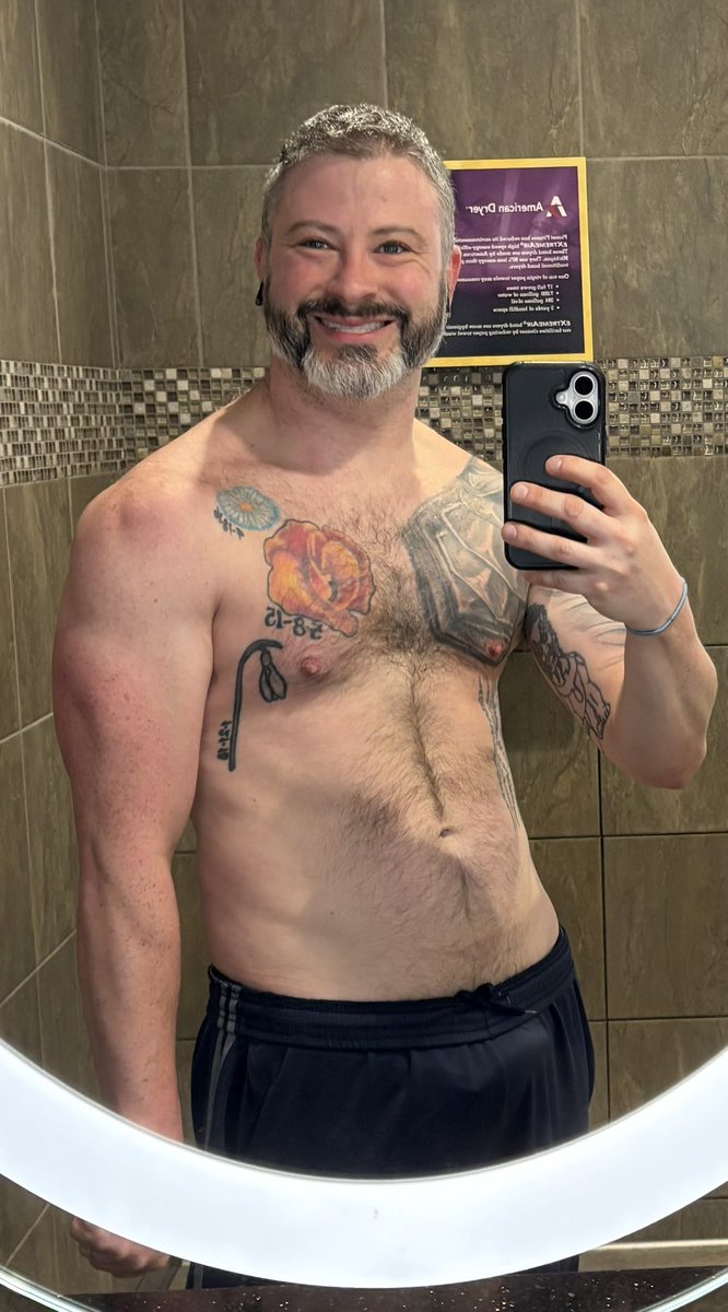 Matkat83 tweet media