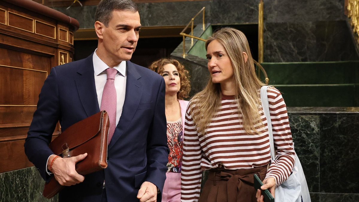 aggregatte tweet media