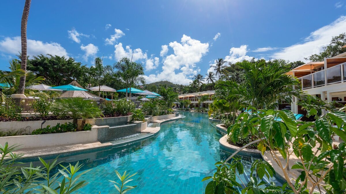 honeymoonscom's tweet photo. Escape to Sandals Halcyon Beach, the adults-only, all-inclusive St. Lucia gem with a 600-foot Crystal Lagoon-style pool for ultimate relaxation. Stay at 1, Play at 3 for endless romance. https://t.co/G4rjZx7pl8 https://t.co/kyBDVXPEPY