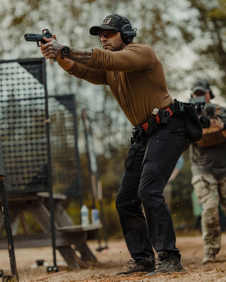 howitzerclothing tweet media