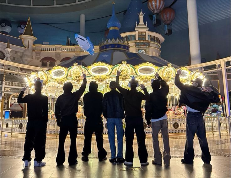 ENHYPEN IS 7 tweet media