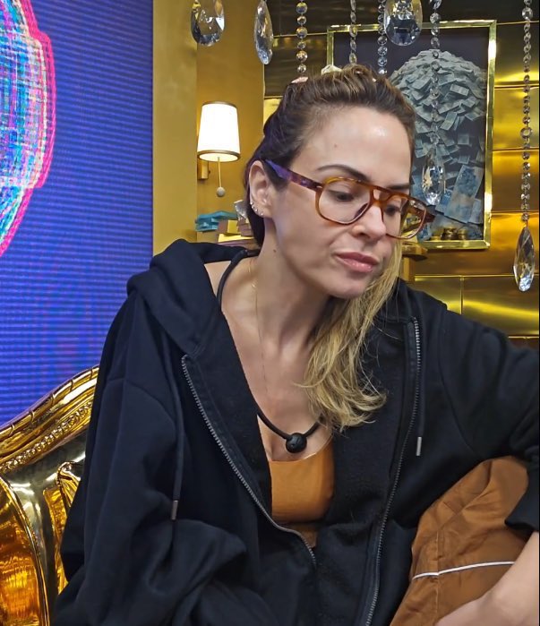 jo mamando perereca no rooftop tweet media