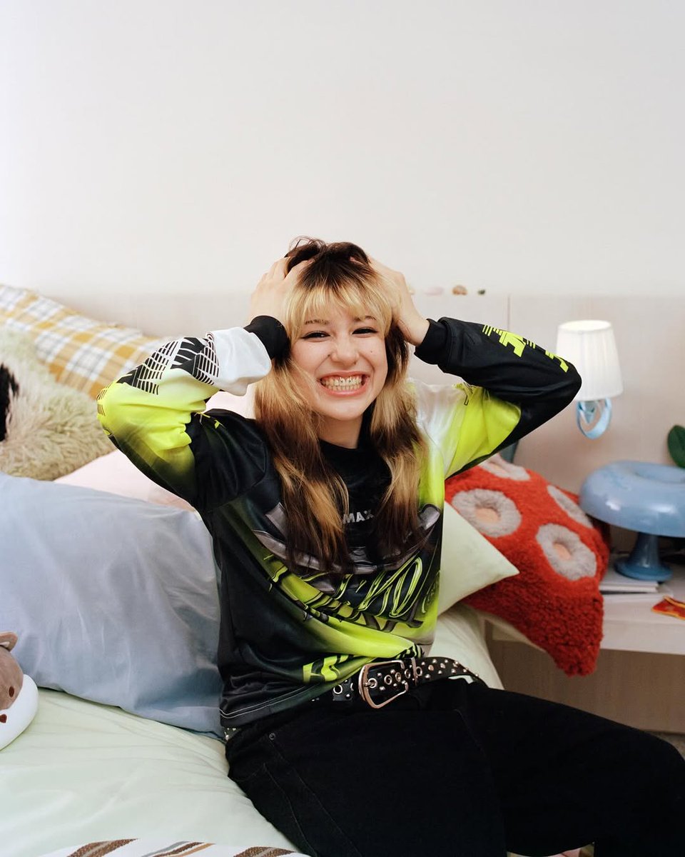 JustFreshKicks tweet media