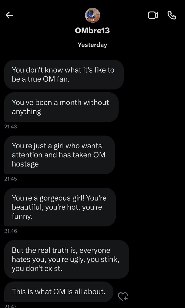 𝑬𝒓𝒊𝒄𝒂 tweet media