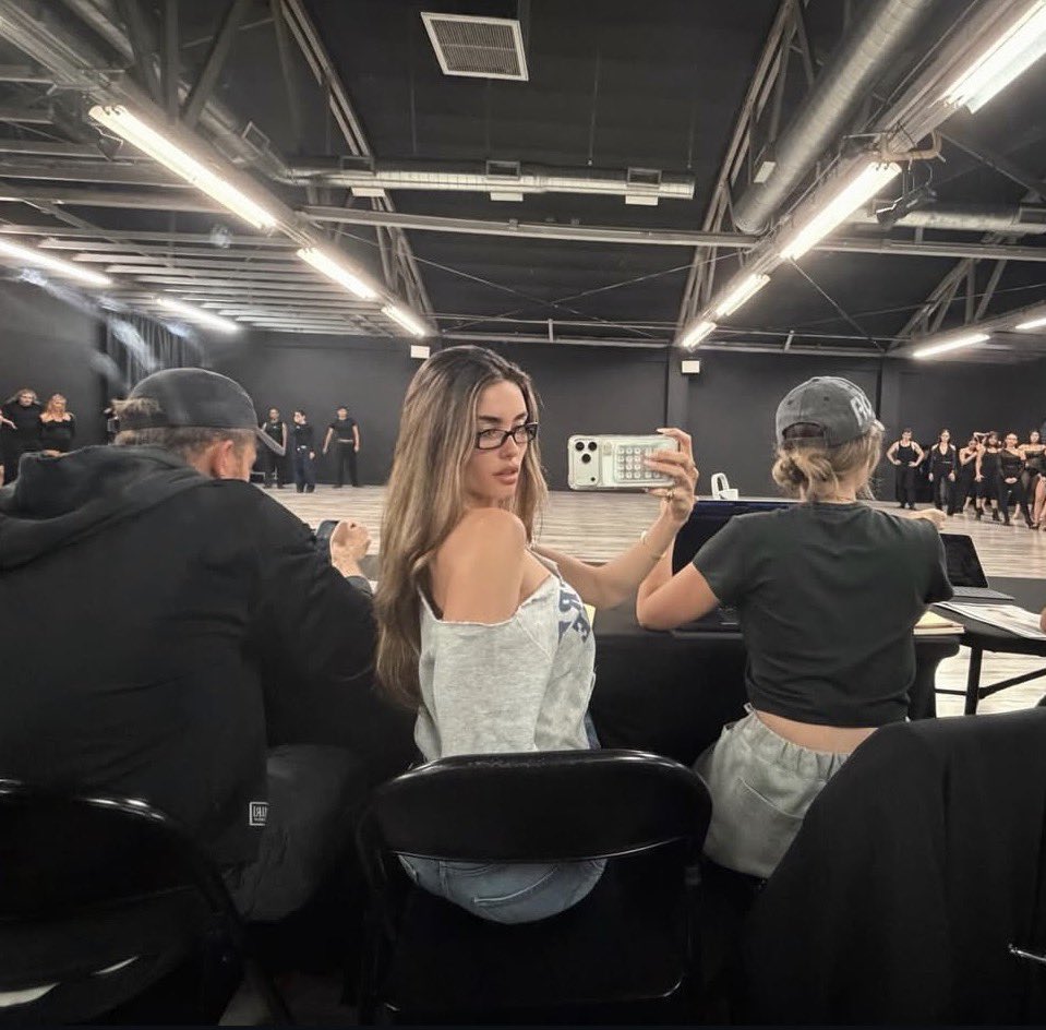 juju 🦌 tweet media