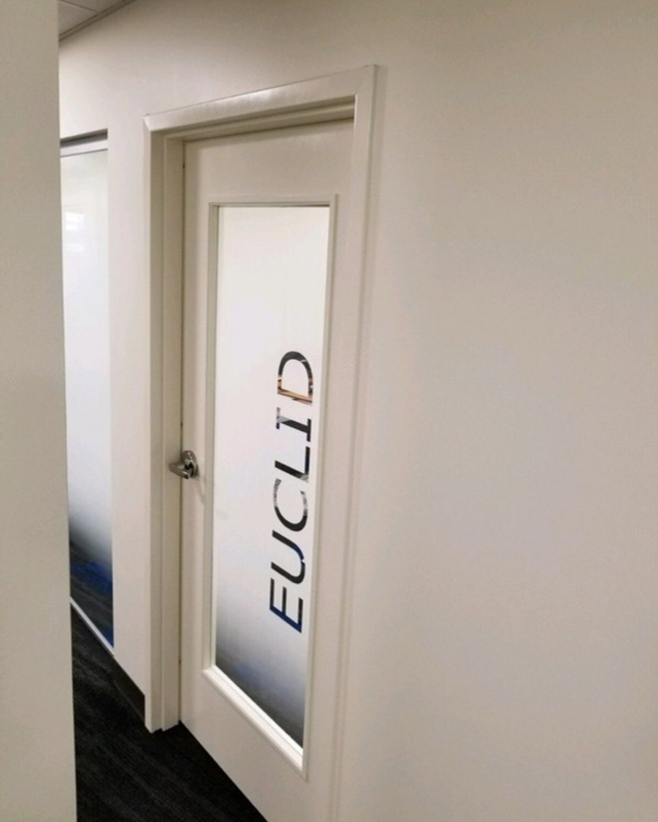 Suntrol's tweet image. Privacy has never looked better, decorative film blends professionalism with contemporary style!

📞(216) 663-0801
🌐suntrol.com

 #PrivacyFilm #CustomPrivacy #WorkplaceDesign