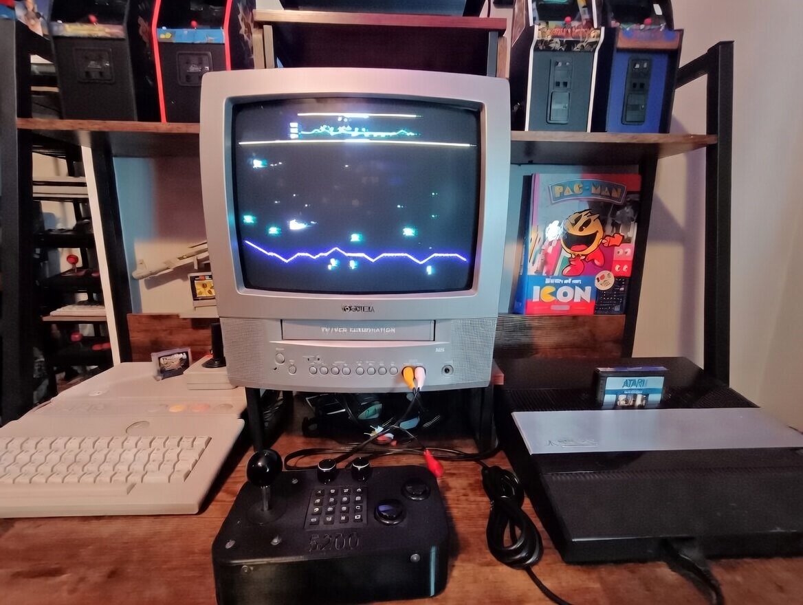 FigureFan Zero tweet media